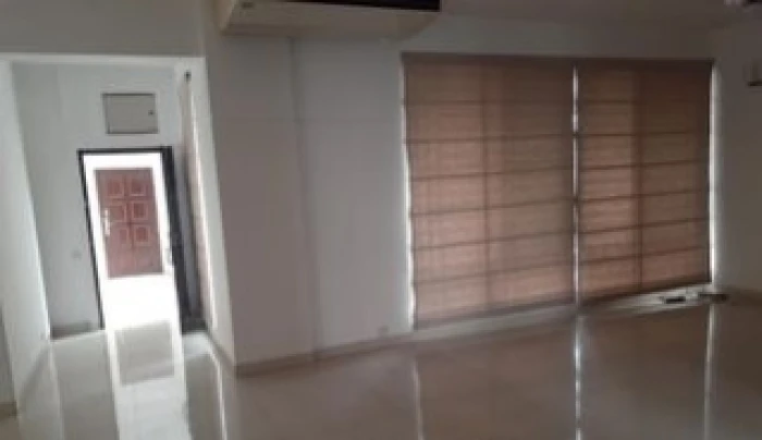 Semi furnished 4Bed Luxury Flat Rent Gulshan-2 North