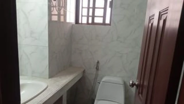 Office Space Available in Rasident Building at Gulshan