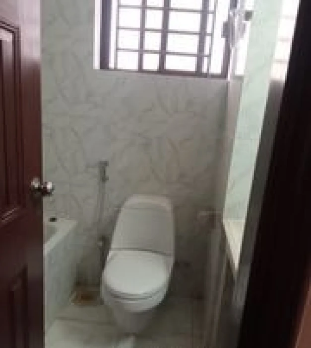 Office Space Available in Rasident Building at Gulshan