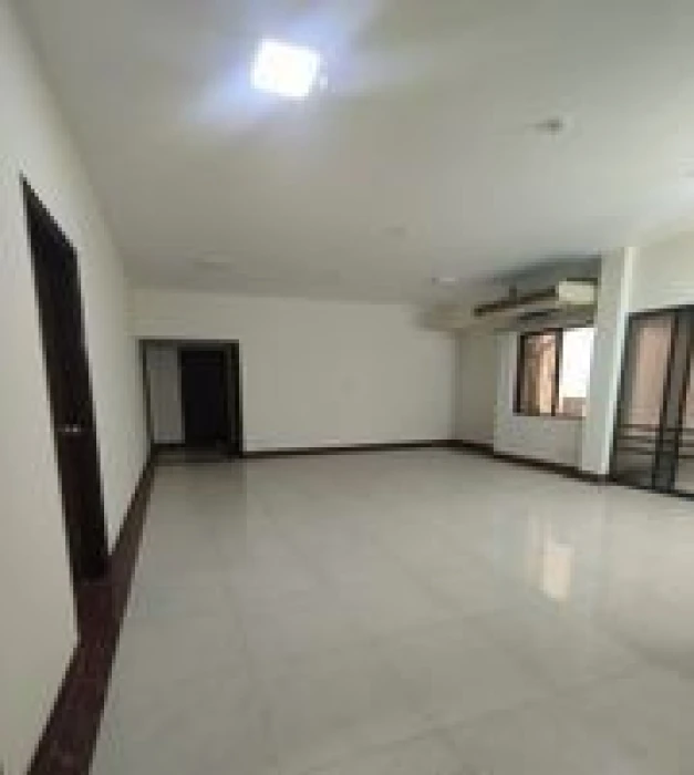 Good Quality 3 Bedroom Semi Farnised Flat Rent In Gulshan 1