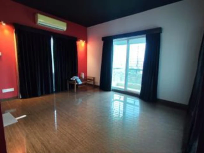 Semi Furnished Lake View Beautiful Apartment Rent In Gulshan-2