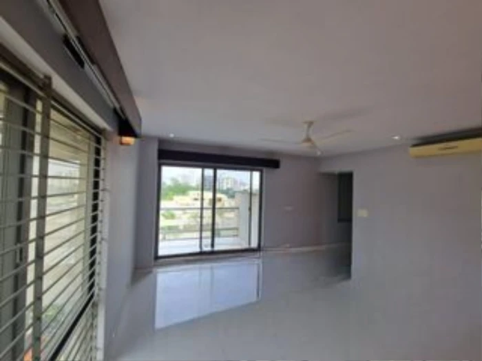 North Gulshan Shanta Luxury 3Bed Semi-Furnished Apartment Rent