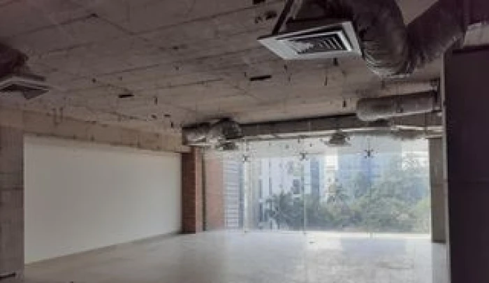 100 % Full Commercial 2000 Sqft Office Space Rent Gulshan Avenue