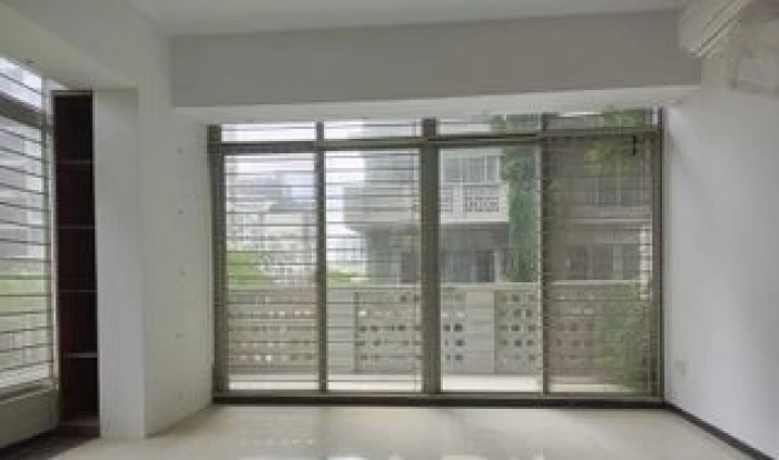 3500 Sqft Semi Furnished Well Decorated Flat Rent In Gulshan 2