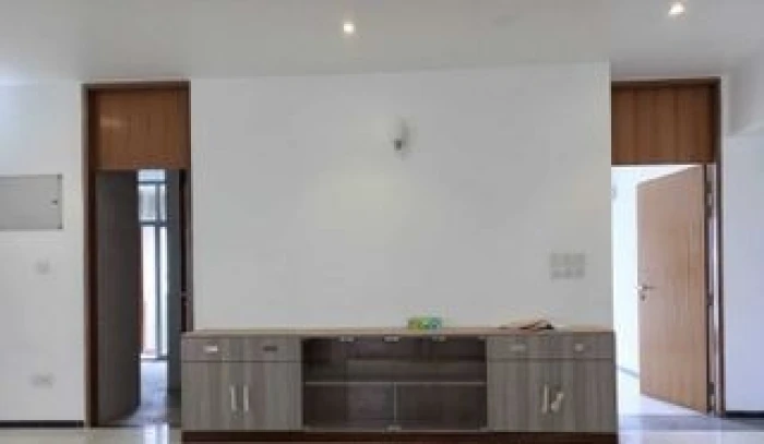3500 Sqft Semi Furnished Well Decorated Flat Rent In Gulshan 2