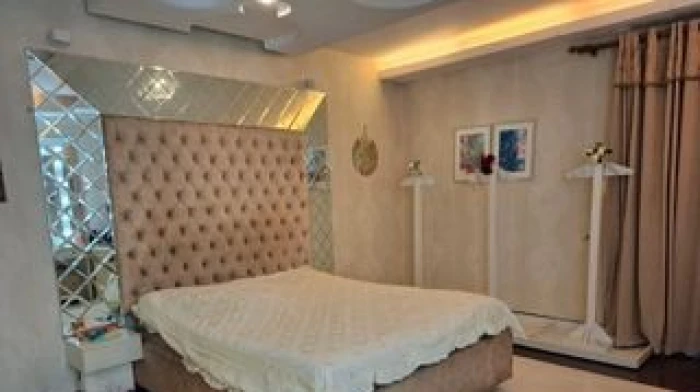 Luxurious 5000 Sft Full Farnised 4 Bedroom Flat Rent At Gulshan 2