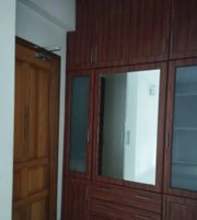 Good Quality 2600 Sft Un Farnised Flat Rent At Banani