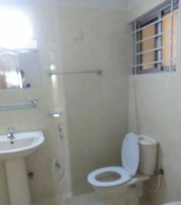 5500 SqFt Well Decorated Office Rent In Gulshan (2)