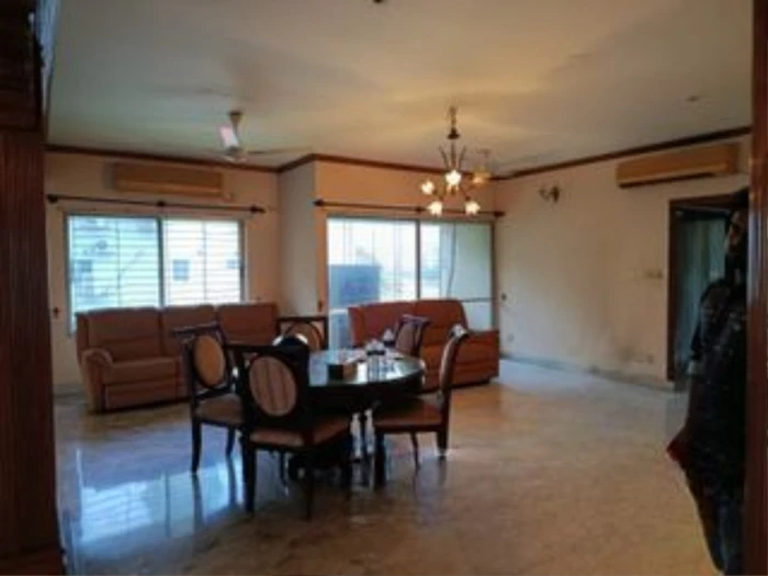 5beds Lake view Semi furnished Flat For Rent in Gulshan