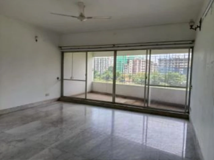 5beds Lake view Semi furnished Flat For Rent in Gulshan