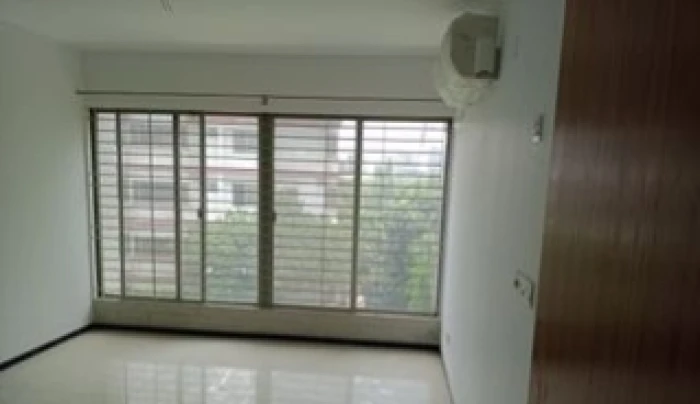 Dupleix Semi Furnished 4 Bed Room Flat Rent in Baridhara DIP