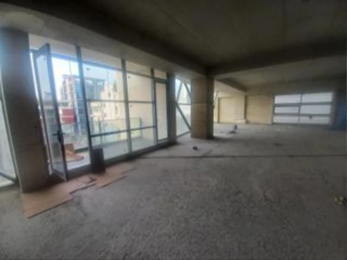 3000 Sqf Commercial Speech Rent @ Gulshan Avenue.
