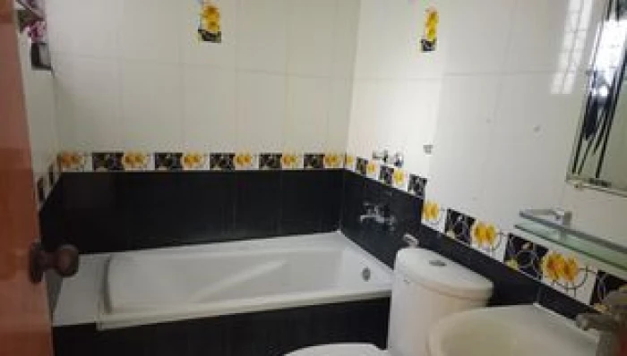 Good Quality 4 Bedroom Un Farnised Flat Rent At Gulshan 1