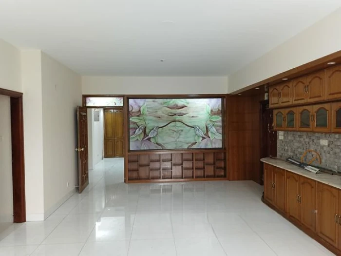 Unfurnished 2990 SqFt Apartment Rent In GULSHAN