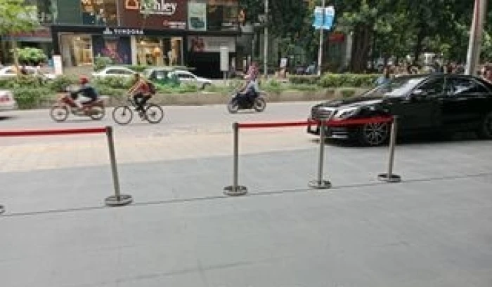 Ground floor 1100 sft rent in Gulshan Avenue