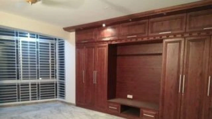 Semi Furnished 3300 SqFt Flat For Rent In Gulshan 2
