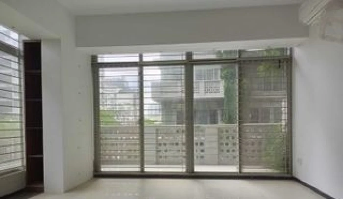 3500 Sqft Semi Furnished Well Decorated Flat Rent In Gulshan 2
