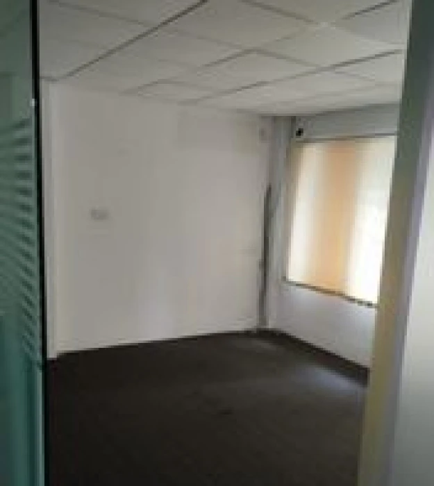 Commarcial 1800 Sft Office Space Rent At Banani
