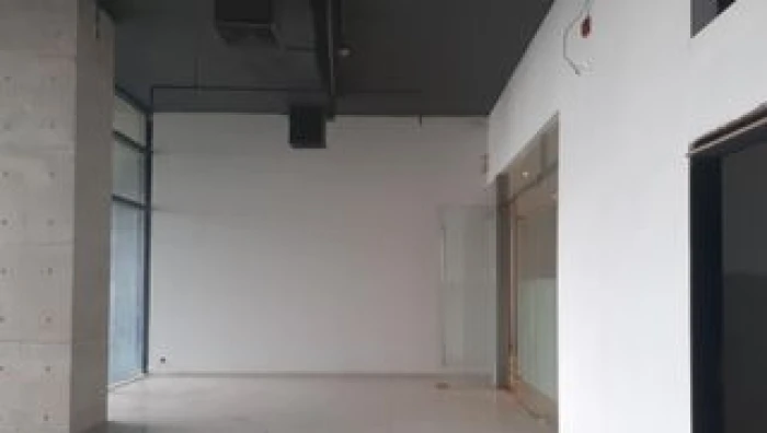 100% Commercial 2000 SqFt Office Space Rent in Gulshan Avenue