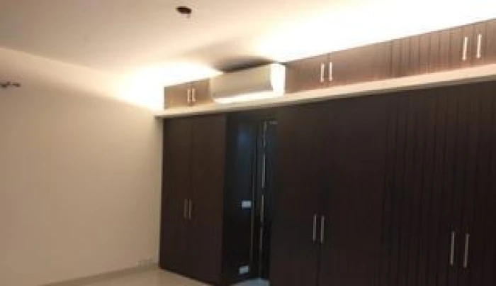 Semi-Furnished 3550 SqFt Apt: Rent In GULSHAN 2