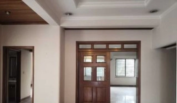 APARTMENT TYPE 5000 SQFT OFFICE RENT GULSHAN 2