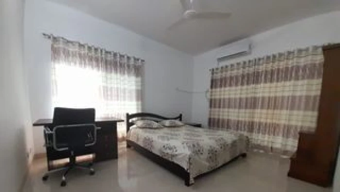 Wonderful Fully Farnised Flat Rent In Gulshan North