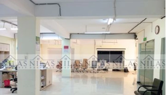 Front View 2200 Sqft Commercial Space for Rent in Uttara
