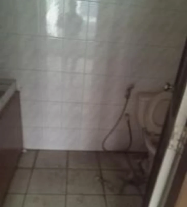 2700sqf office