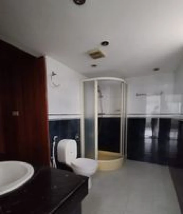 Good Quality 4 Bedroom Semi Farnised Flat Rent In Banani