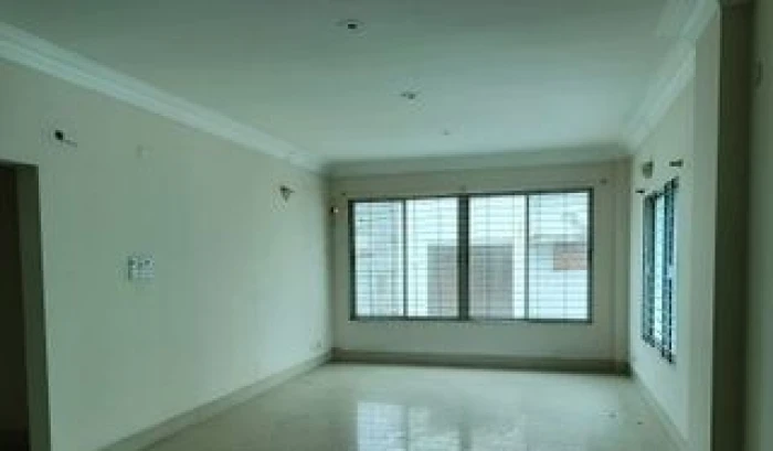 2400 SQFT OFFICE RENT IN GULSHAN