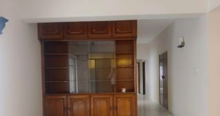 2500 Sqft Unfurnished Apartment For Rent in Gulshan 1