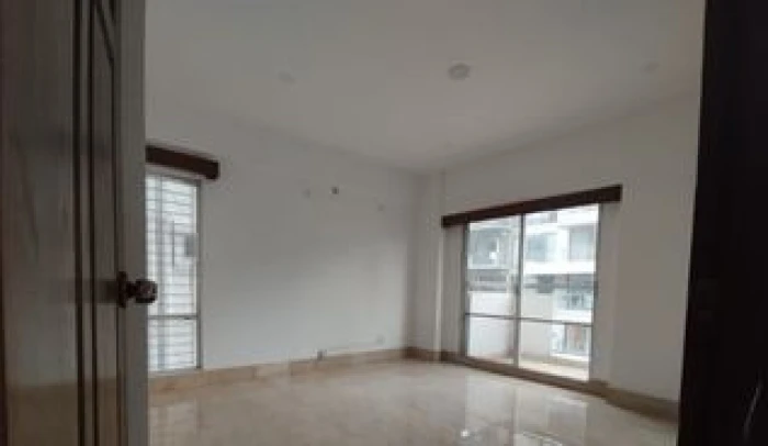 Good Quality 3 Bedroom Un Farnised Flat Rent At Banani