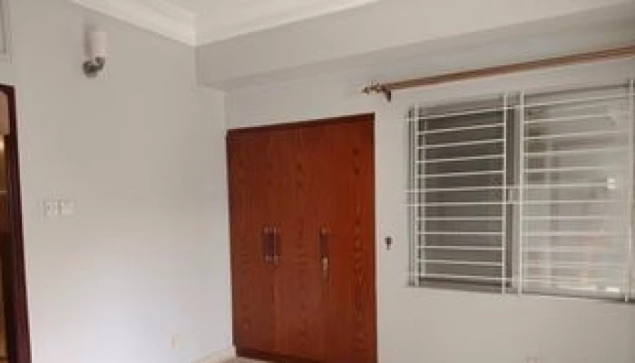 2400 Sqft Un-Furnished Apartment For Rent In Gulshan 2