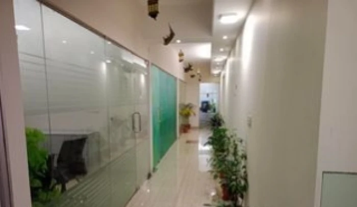 Commarcial 7800 Sft Semi Farnised Office Space Rent In Banani