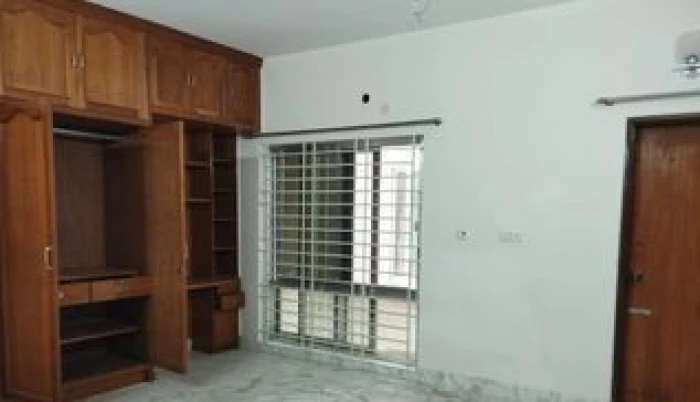 Good Quality 3 Bedroom Un Farnised Flat Rent At Gulshan 2