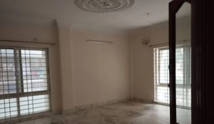 Good Quality 3 Bedroom Un Farnised Flat Rent At Gulshan 2