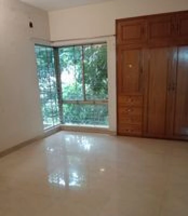 Luxurious Semi Farnised 3 Bedroom Flat Rent In Banani
