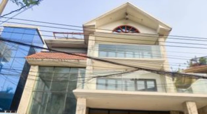 Nikunja-1 Independent Luxurious House Rent Office/Residence