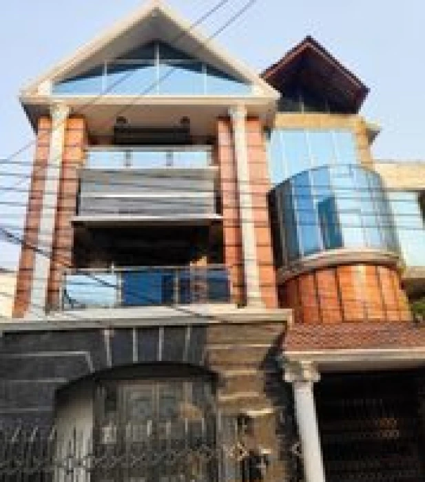 Nikunja-1 Swimming-Pool Independent House Rent Office/Residence