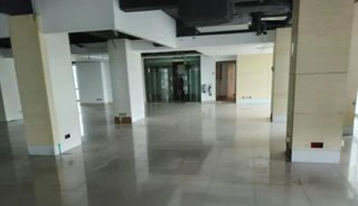 5800 SqFt Commercial Floor Rent In GULSHAN Avenue
