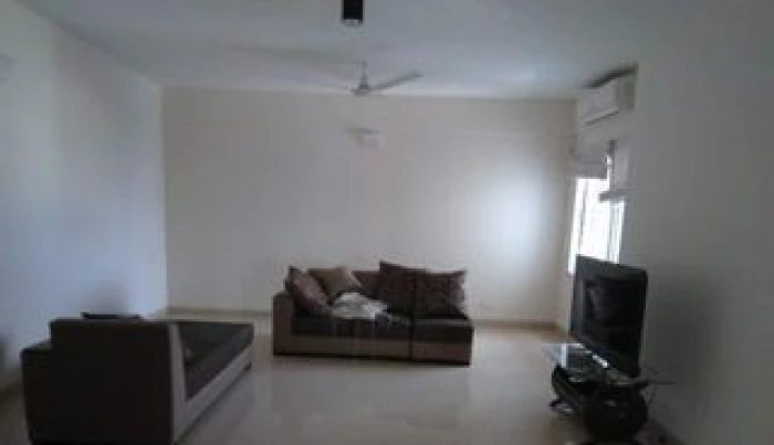 Fully Furnished 3Bed 2600 SqFt Flat Rent In GULSHAN
