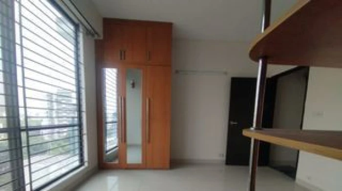 Good Quality 4 Bedroom Un Farnised Flat Rent At Gulshan 1