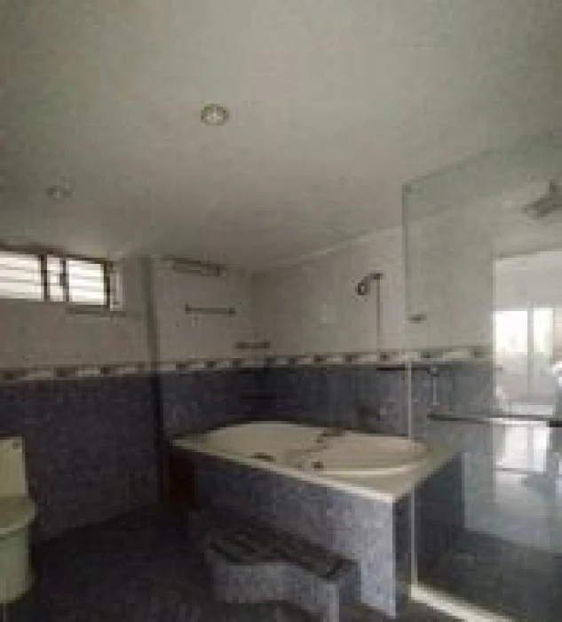 Good Quality 4 Bedroom Semi Farnised Flat Rent In Banani