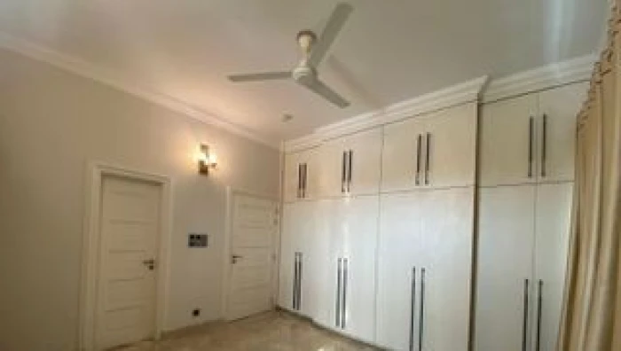 Wonderful Un Farnised Flat Rent In Gulshan 1