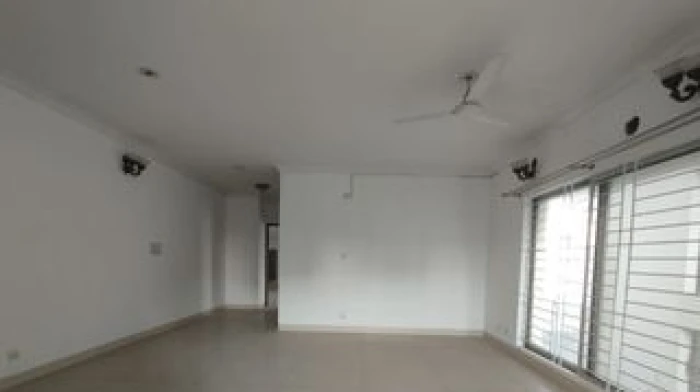 Good Quality 4500 Sft Un Farnised Flat Rent At Gulshan North