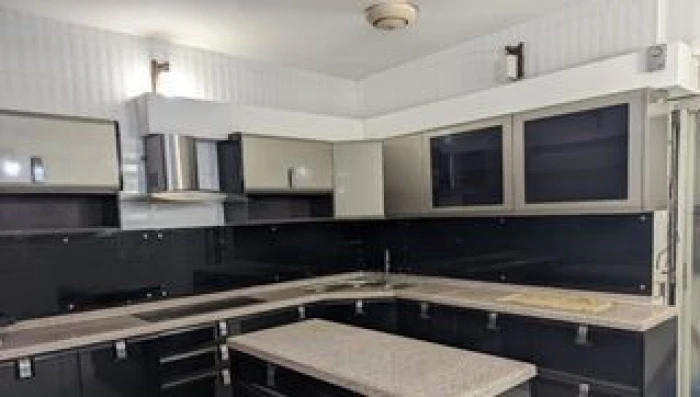 Swmming Pool Gym Full Farnised Flat Rent In Gulshan