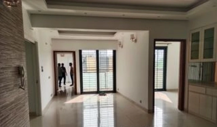 New Modern 2200 Sft Office Space Rent At Banani