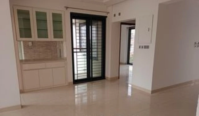 New Modern 2200 Sft Office Space Rent At Banani