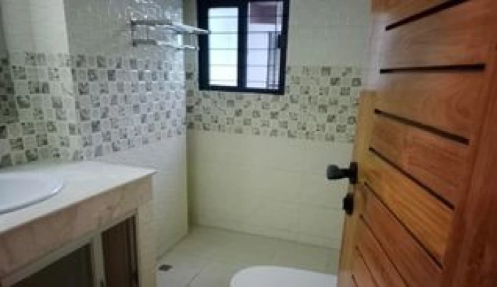 New Good Quality 3 Bedroom Un Farnised Flat Rent At Gulshan 2