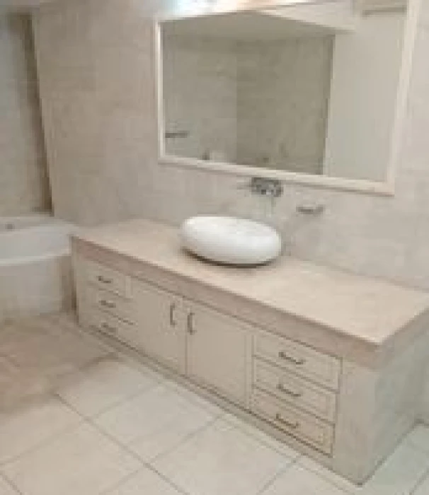 Good Quality 4 Bedroom Farnised Flat Rent At Banani